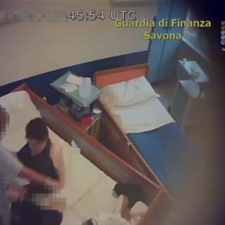 Maltrattamenti nella rsa di Varazze, condannate due oss a 2 anni e 10 mesi