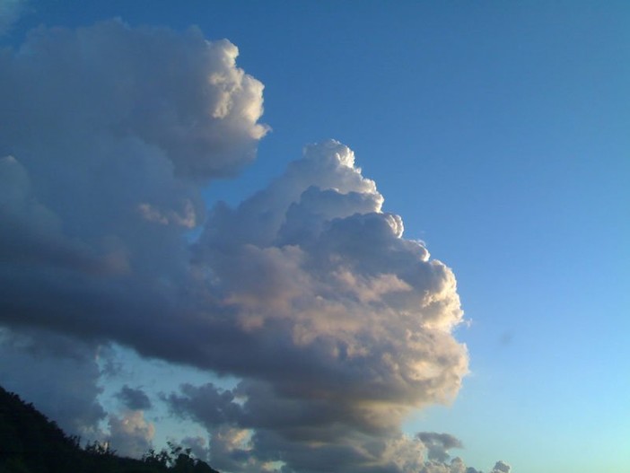 Meteo, weekend perturbato con vento e altalena termica