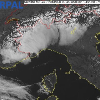 Notte con temperature tipicamente invernali. Cielo sereno sul centro Levante. Addensamenti nuvolosi su Ponente