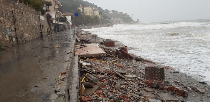 Danni del maltempo sulle spiagge, il SIB Liguria: &quot;Vissuto lo spettro dello scorso anno, senza spiaggia non si può fare turismo balneare&quot;