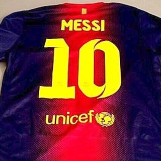 Maglia Messi postata da El Shaarawy su Twitter