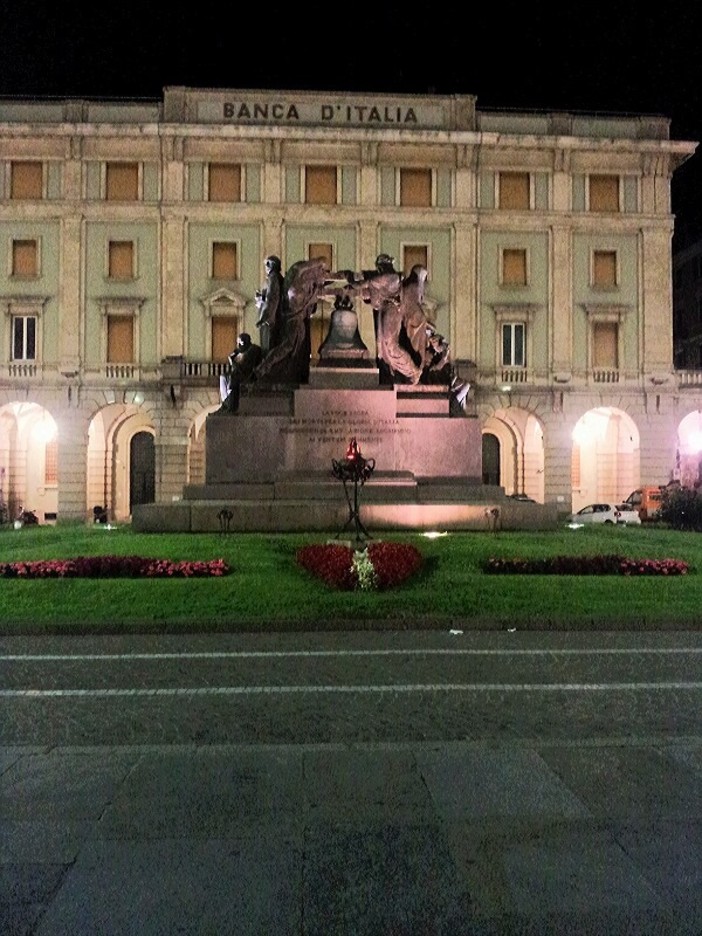 Monumento ai caduti, Savona. (La foto è tratta dal profilo pubblico facebook)