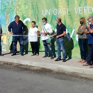 Giusvalla più colorata: inaugurato il murales realizzato dall'artista Monica Porro