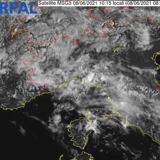 Meteo, ancora instabilità con rovesci e temporali sparsi