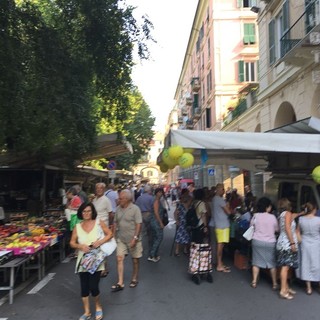 Savona, sondaggio tra gli ambulanti per migliorare il mercato del lunedì