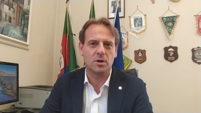 Demanio marittimo, Scajola: &quot;Ottima stagione, sulle spiagge il governo non faccia scherzi con la legge sulla concorrenza&quot;