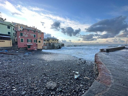 Mareggiate, Toti: &quot;Massima prudenza nel percorrere le strade costiere, non avvicinarsi al litorale&quot;