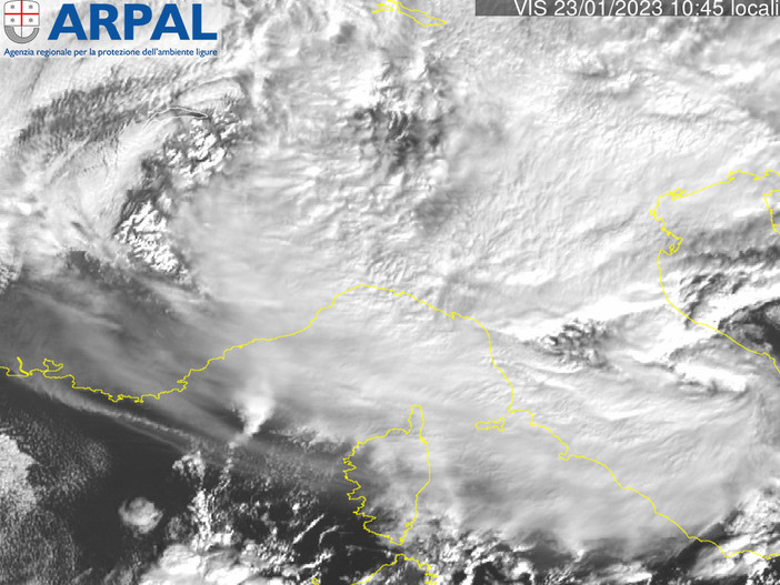 Meteo, precipitazioni deboli nel savonese: 7 cm di neve sul monte Settepani