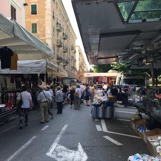 Savona, lo spostamento di alcune aree del mercato del lunedì accende la commissione. Consigliere Dell'Amico: &quot;Il problema sta nella dispersione&quot;