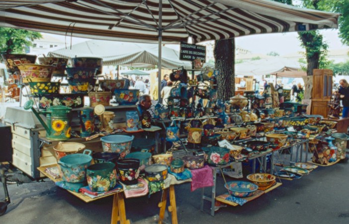 Albenga: domenica torna la Fiera di Natale, occasione da non perdere per la corsa ai regali