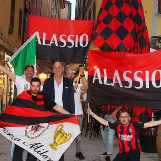 Milan Club Alassio, tifosi in delirio, festeggiamenti per il 19esimo scudetto del diavolo