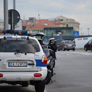 Savona, c'è tempo fino al 28 febbraio per il rinnovo del bollino residente per i parcheggi