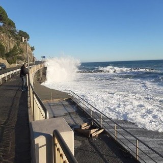 Isole sommerse a Celle, lettera dei balneari cellesi al sindaco: &quot;Il ripascimento non basta, ci vogliono opere a protezione della costa&quot;