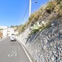 Il muro pericolante tra via Caviglia e Salita del Grillo (immagine di repertorio Google Maps)