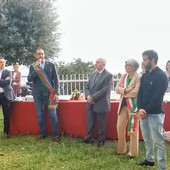 Bergeggi, tagliato il nastro alla nuova sede della protezione civile nel palazzo comunale (FOTO)