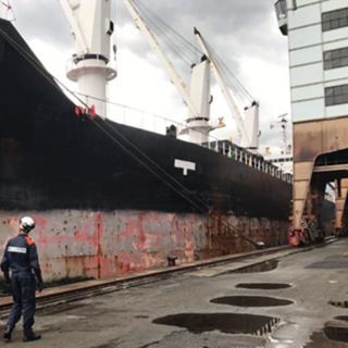 Savona, nave da carico non sicura bloccata dalla Capitaneria di Porto