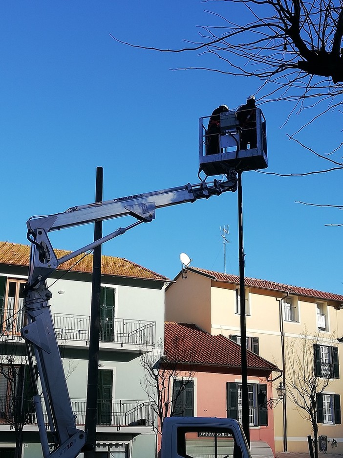 Villanova d'Albenga, rinnovata l'illuminazione pubblica del centro storico e nelle zone periferiche prima non servite