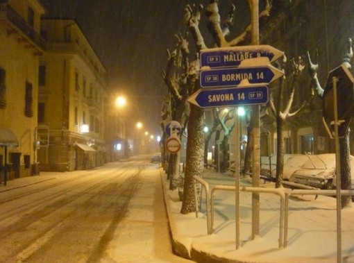 Chiusura A6 ai mezzi pesanti per neve, Vaccarezza non le manda a dire ad Autofiori: &quot;Siamo ostaggio dell'incompetenza di una società&quot;