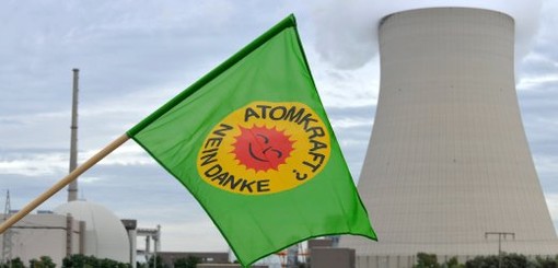 Nucleare: sempre peggio. La Germania se ne accorge e vincono i Verdi, in Italia si glissa