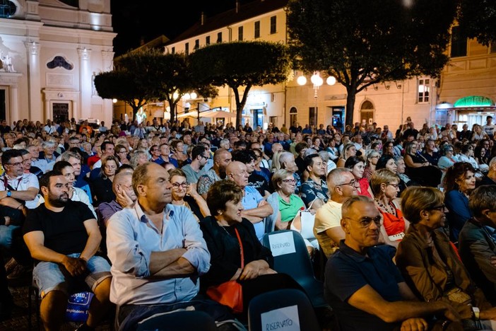 A Pietra la stagione estiva chiude col botto: un grande successo per la &quot;Emotion Night&quot;