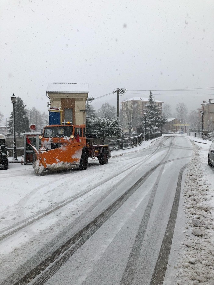 Nevicate fino a quote basse in Provincia di Savona. Allerta meteo fino a domani