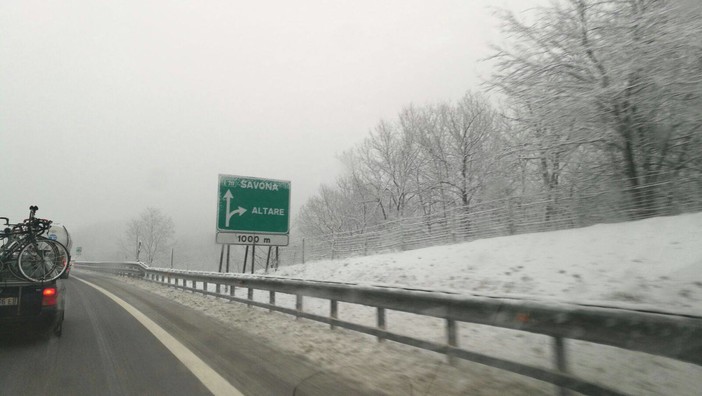 Il Pd in Regione: &quot;Ancora caos neve in autostrada ma la maggioranza non firma la nostra proposta di tavolo tecnico permanente&quot;