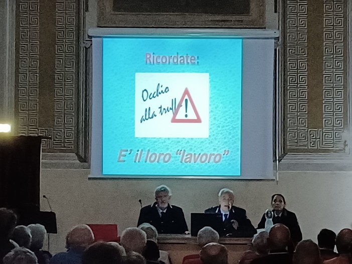 “Non mi freghi”: ad Albenga l’evento della Polizia Municipale per imparare a difendersi dai truffatori