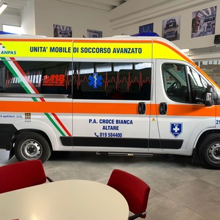 Grande festa ad Altare, la Croce Bianca inaugura la nuova ambulanza (FOTO)