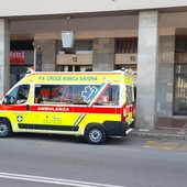 Savona, una nuova ambulanza per la Croce Bianca con il contributo economico degli operatori del porto