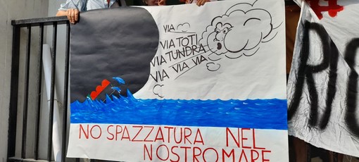 Sentenza Piombino, Rete No Rigass GNL: &quot;Parere deterrente agli oppositori che lascia aperta la questione spostamento&quot;