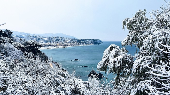 Meteo, possibili nevicate in serata. Domani tempo in miglioramento