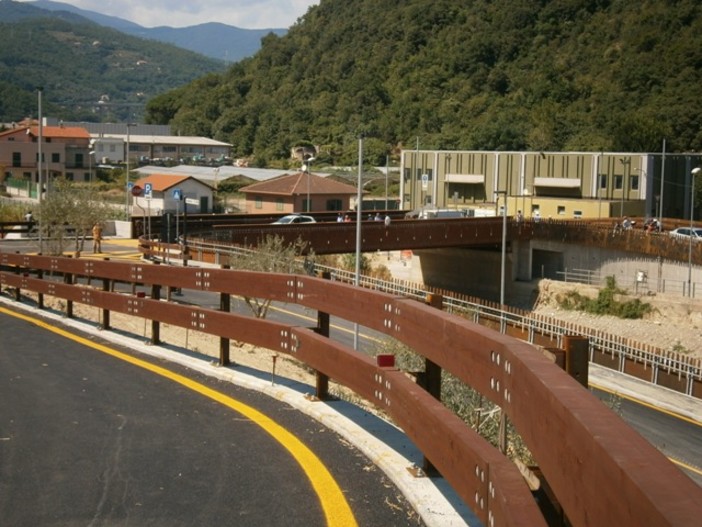 Nuovo ponte sul fiume Pora a Finale Ligure