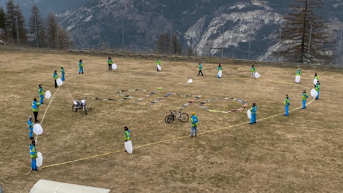 Schianto mortale ad Andora: Sauze d'Oulx ricorda Simone Gai (FOTO)