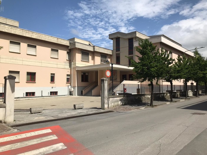 L'ospedale cairese e i servizi ad esso collegato sono da tempo al centro del dibattito