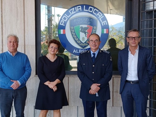 &quot;Una vita per Albenga&quot;: il comandante della Polizia Locale Enzo Montan va in pensione (FOTO)