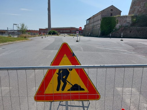 Savona, chiuso il parcheggio superiore del Priamar: via alla riqualificazione dell'area