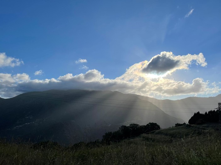 Meteo, ancora tempo variabile e possibili piogge sui rilievi