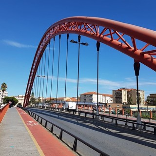 Albenga, dopo il periodo di lockdown ripartono i lavori al Ponte Rosso