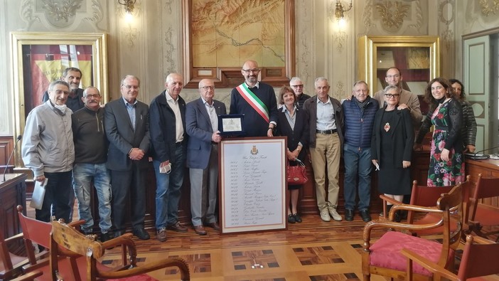 Una vita per lo sport e l'associazionismo: Finale celebra l'impegno di Bruno Zupo (FOTO e VIDEO)