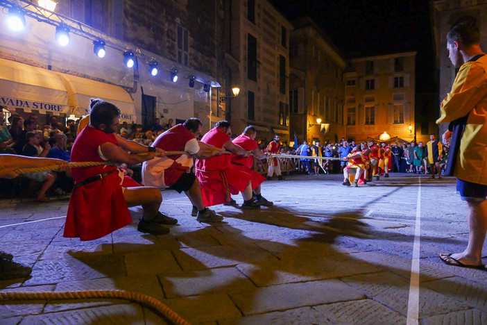 Fieui di Caruggi esclusi dal Palio, i capitani dei Rioni rispondono agli haters su Facebook: &quot;Ci viene voglia di mollare tutto&quot;