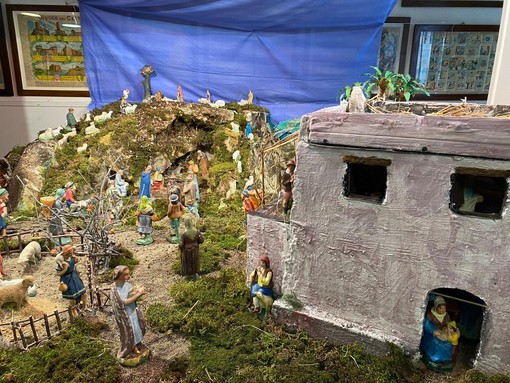 Anche a Calice Ligure arriva il Natale. Tanta musica e il caratteristico &quot;presepe di Luca&quot;