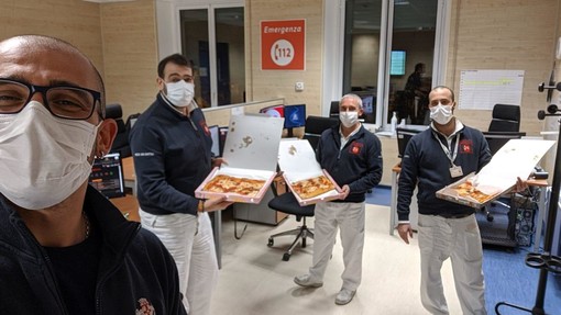 Coronavirus: la situazione al San Martino di Genova, ieri nuova solidarietà con la consegna di 147 pizze (FOTO)