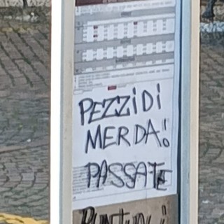 &quot;Pezzi di m...a! Passate puntuali&quot;, frase offensiva contro gli autisti Tpl a Noli