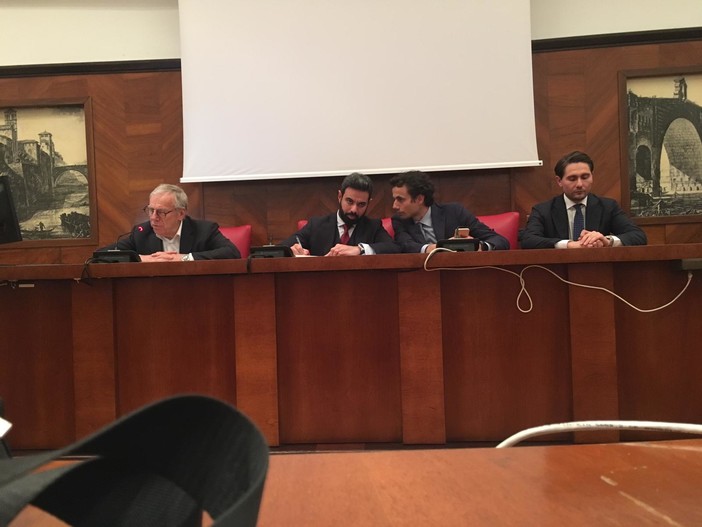 Incontro al Mise per Piaggio Aerospace, ma senza Di Maio. Vella: &quot;Servono ancora 3 mesi per un avvallo al finanziamento e per una rimodulazione&quot;