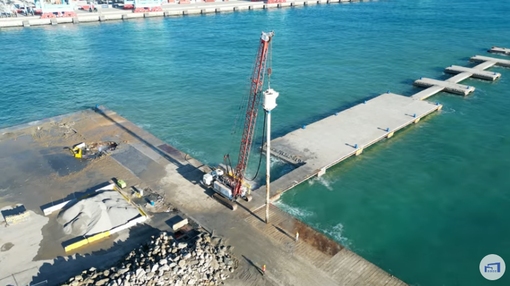 Vado Ligure: ripristino del pontile Bricchetto, in corso il consolidamento del fondale marino