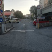 Parcheggio Ata di via Saredo stop alle tariffe agevolate per i residenti, scatta la protesta