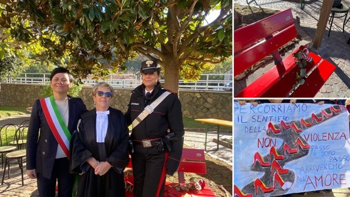 Una panchina rossa a Villanova d’Albenga, la giudice Fiorenza Giorgi: “Tolleranza e rispetto i valori da insegnare ai giovani” (FOTO e VIDEO)
