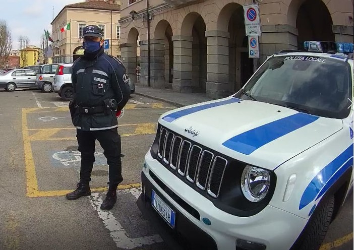 Carcare, la Polizia Locale: &quot;Abbondanza di parcheggi, non è semplice prendere una contravvenzione per divieto di sosta&quot;