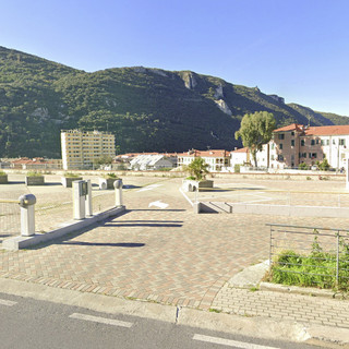 Il parcheggio privato &quot;La Villetta&quot; di via XXV Aprile (foto tratta da Google Maps)