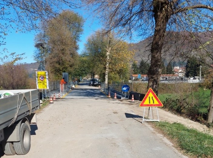 Bardineto, riaperto a senso unico alternato il ponte sul rio Gorra